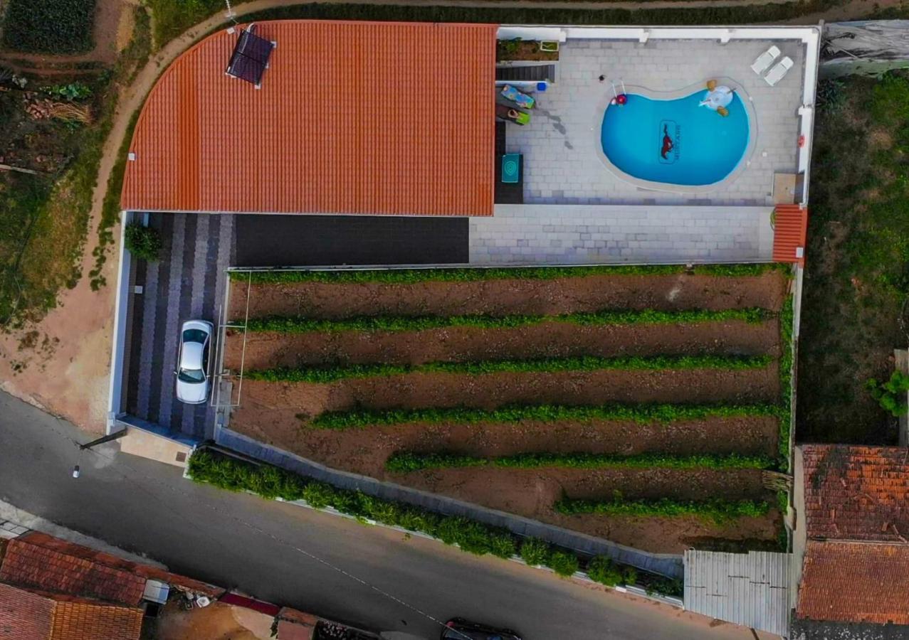 Casinha Das Bonecas - Casa Com Piscina Privada Авейру Экстерьер фото