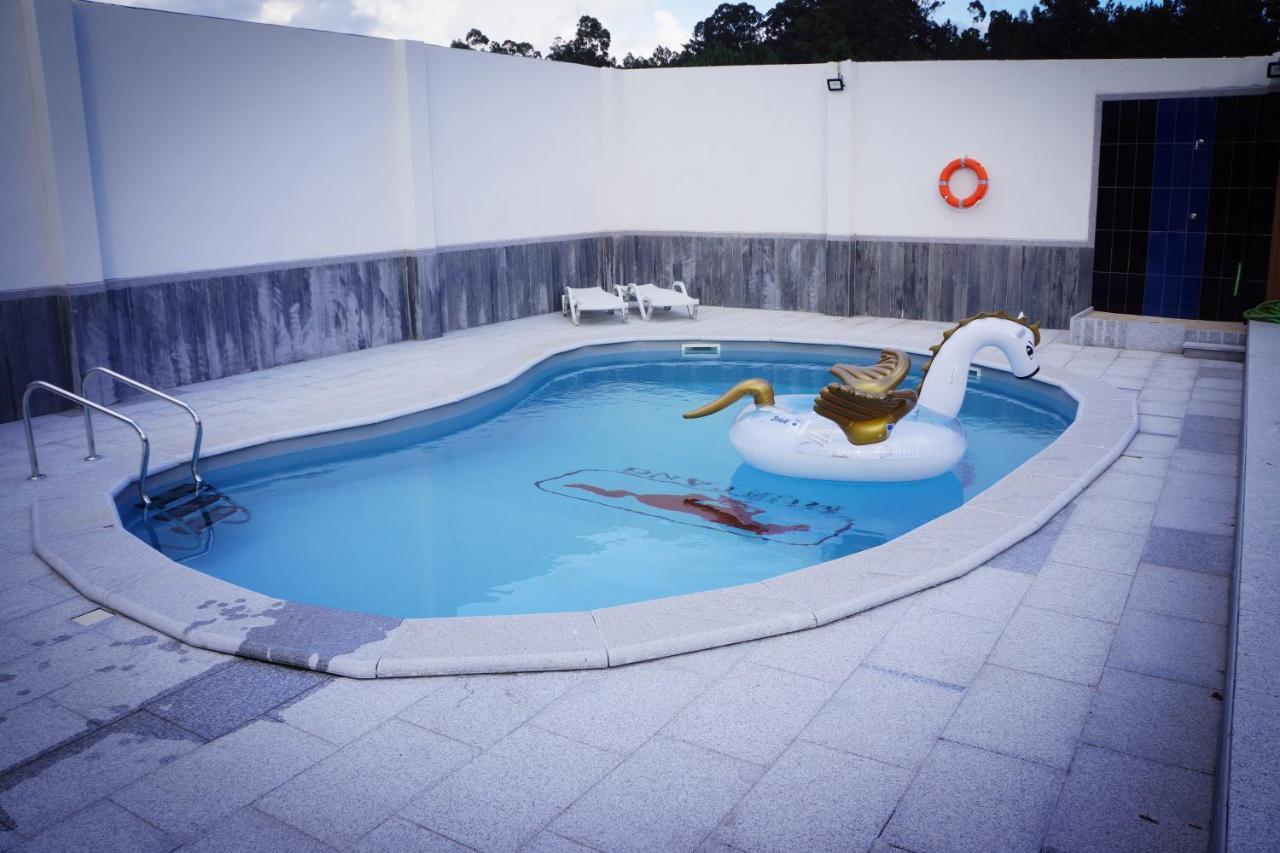 Casinha Das Bonecas - Casa Com Piscina Privada Авейру Экстерьер фото